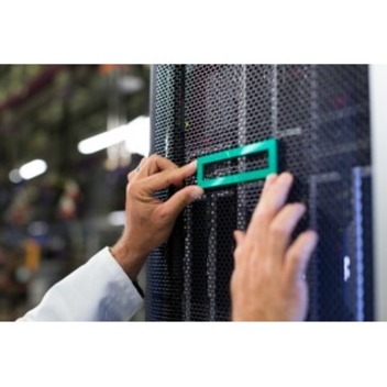 HPE Power Accessory Kit - in use